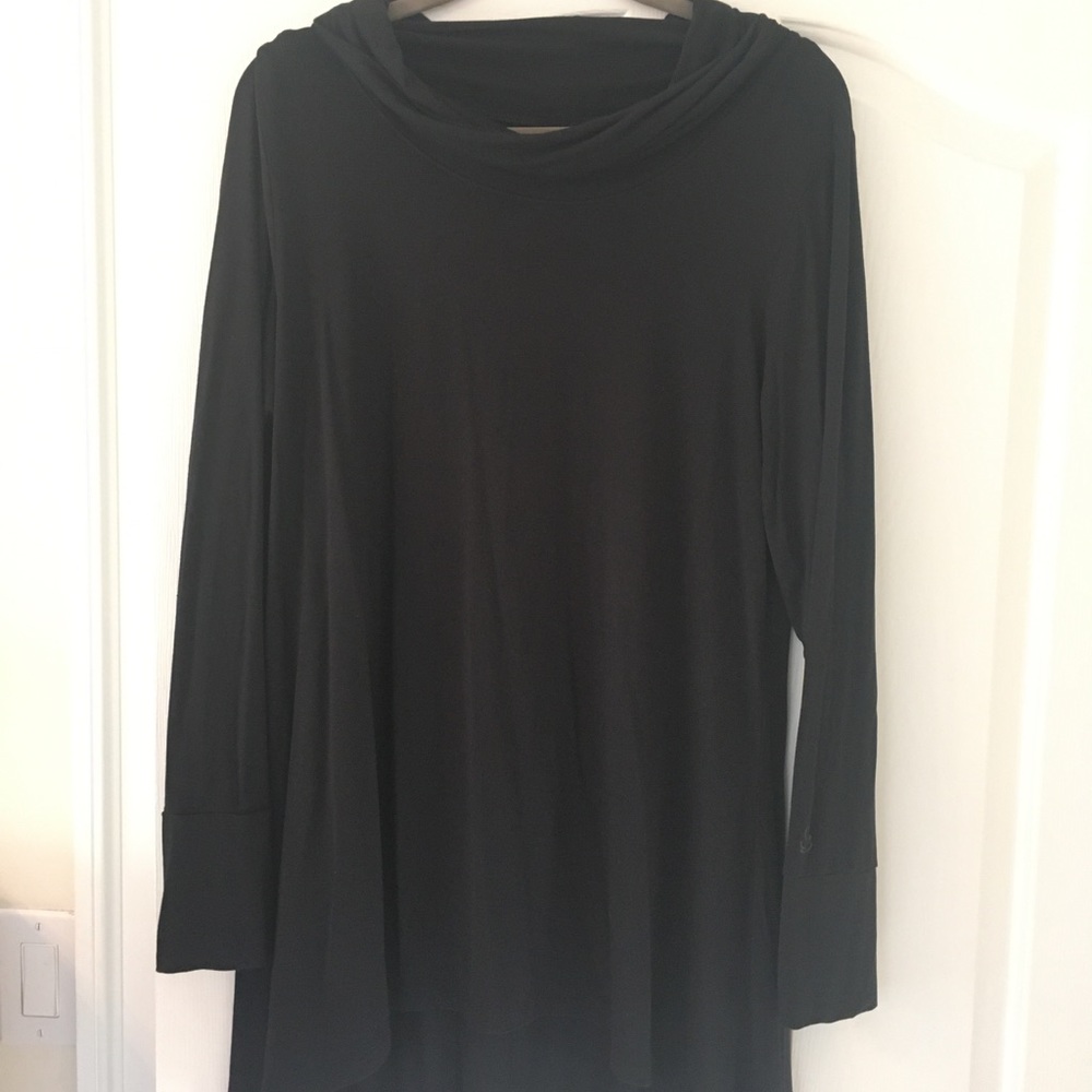 Cuddl Duds Cow Neck long Flowing Shirt